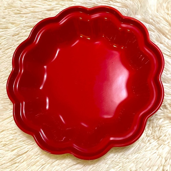 Chantal Talavera Collection Scalloped Edge Deep Dish Pie - Picture 1 of 3